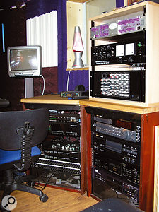 The Thermionic Culture Phoenix compressor (second from top) was part of the small selection of gear that Liam brought to The Mews.